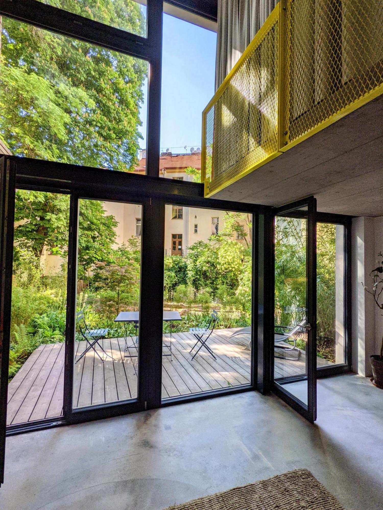 Romantic And Atypical Apartments In Prague'S Montmartre エクステリア 写真